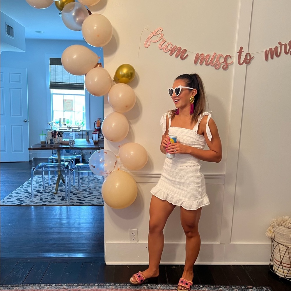 Abercrombie white smocked skirt and top XS/S